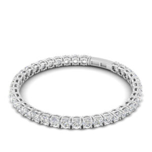 Diamond Tennis Bracelet in 18k White Gold (6.72 ct)
