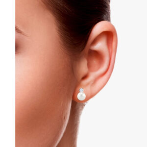 0.40 ct. F VS1 Diamond Earrings with 7.5 mm Akoya pearls in 18k Gold / Platinum Settings